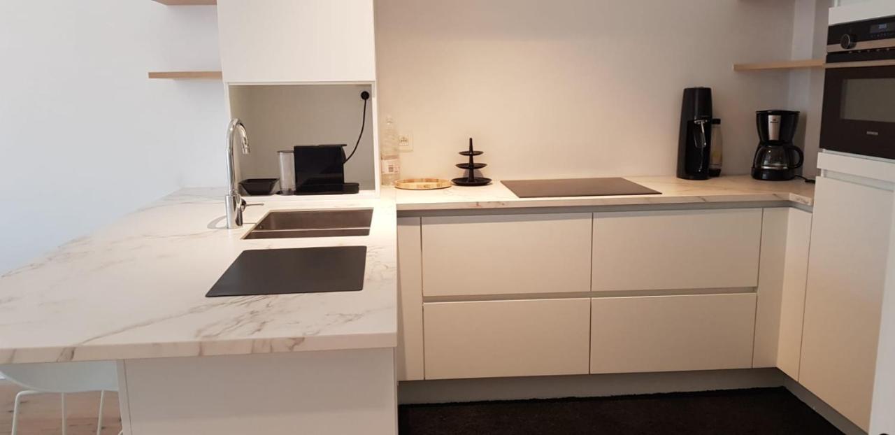 Nieuwbouwappartement Lippenslaan Met 2 Slaapkamers - Wifi - 6 Personen Appartamento